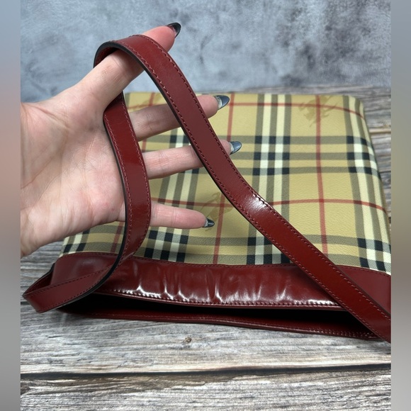 BURBERRY Y2K Nova Check Shoulder Bag PVC Leather Beige Red​ - Picture 14 of 15